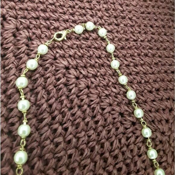 Vintage-Inspired Faux Pearl & Gold Tone Necklace | 30" Elegant Layering Piece - Picture 3 of 3